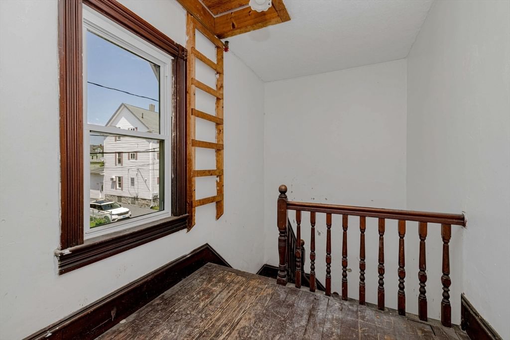 154 Mott St Fall River — Photo 20 of 42