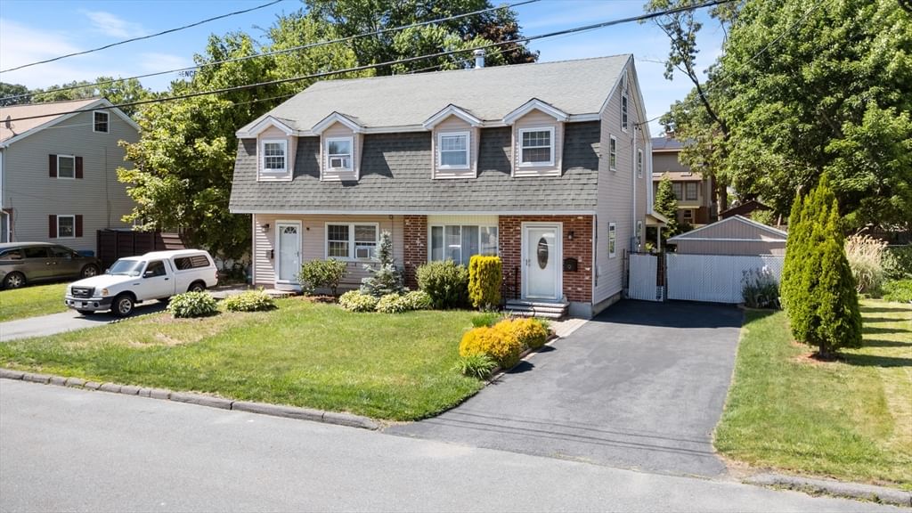 9 Marie Ln #9 Lawrence — Photo 3 of 42