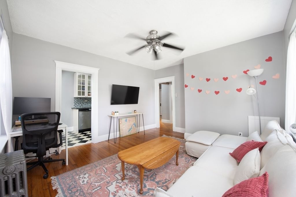 62 Queensberry St #104, Boston, MA Photo #4