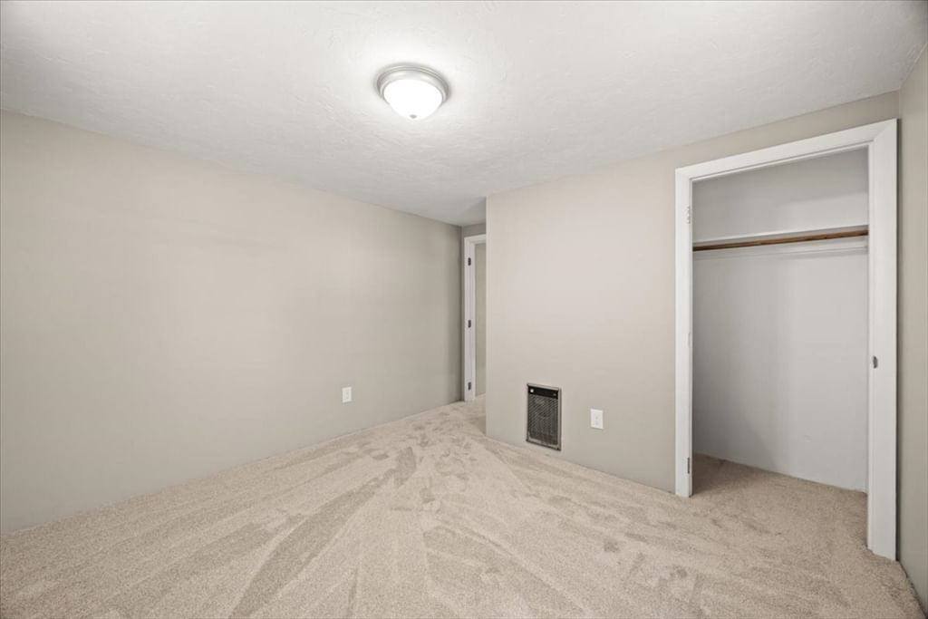 52 Jacob St Brockton — Photo 12 of 40