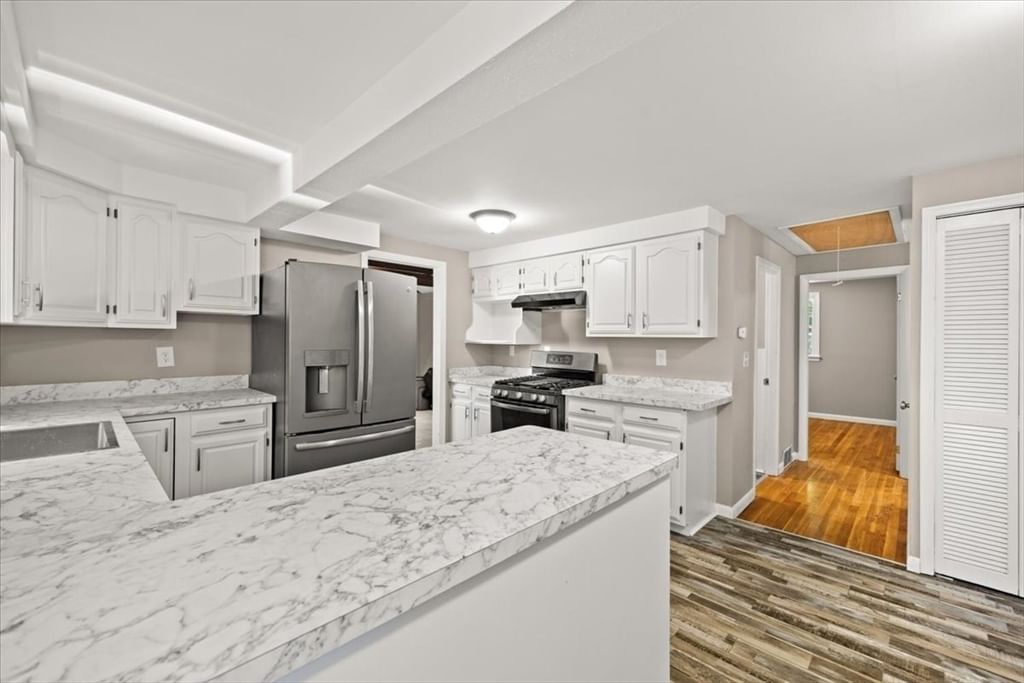 52 Jacob St Brockton — Photo 15 of 40