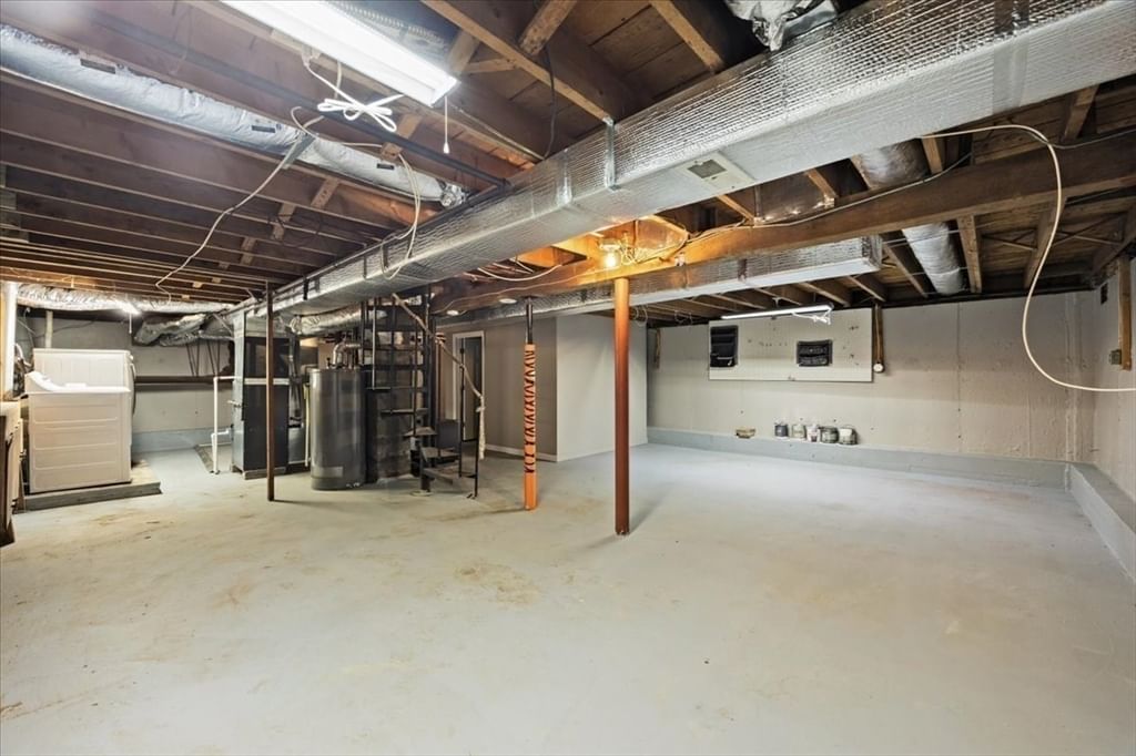 52 Jacob St Brockton — Photo 35 of 40