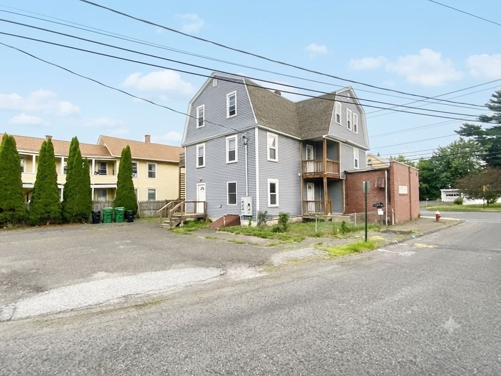 182 Chicopee St, Chicopee, MA, 182 Chicopee St, Chicopee, MA Photo #2