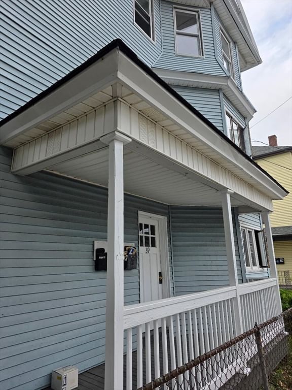 39 Buckley #3 Fall River — Photo 8 of 8