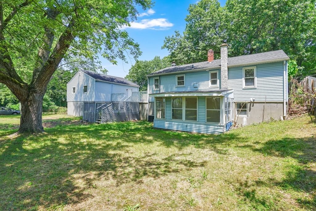 85 Bircham St Springfield — Photo 6 of 33