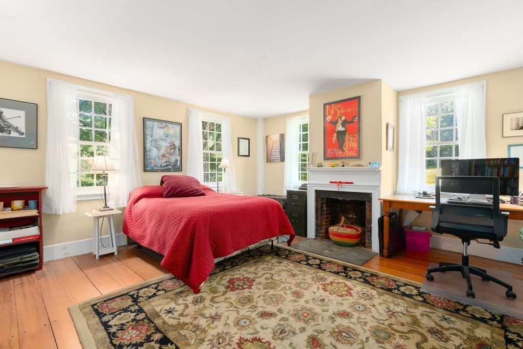 287 Williamsburg, Conway, MA 01096 photo 4