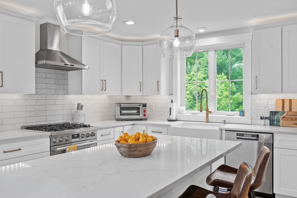 8 Colby Farm Ln #C Newburyport — Photo 11 of 37
