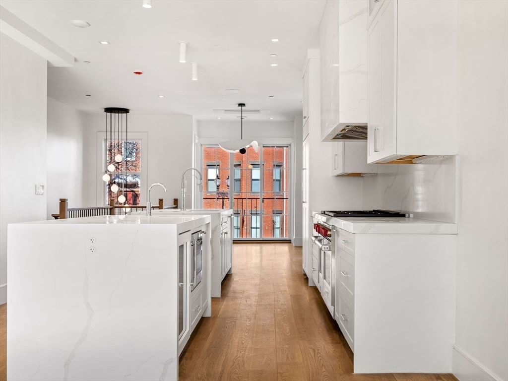 Property at 561 East Broadway #561, Boston, MA 02127