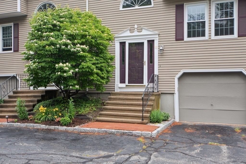 4 Herbert Drive #B Sutton — Photo 3 of 36