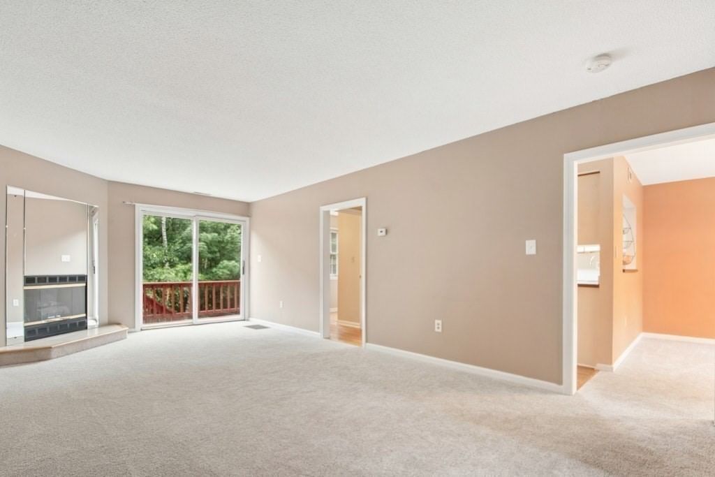 4 Herbert Drive #B Sutton — Photo 5 of 36