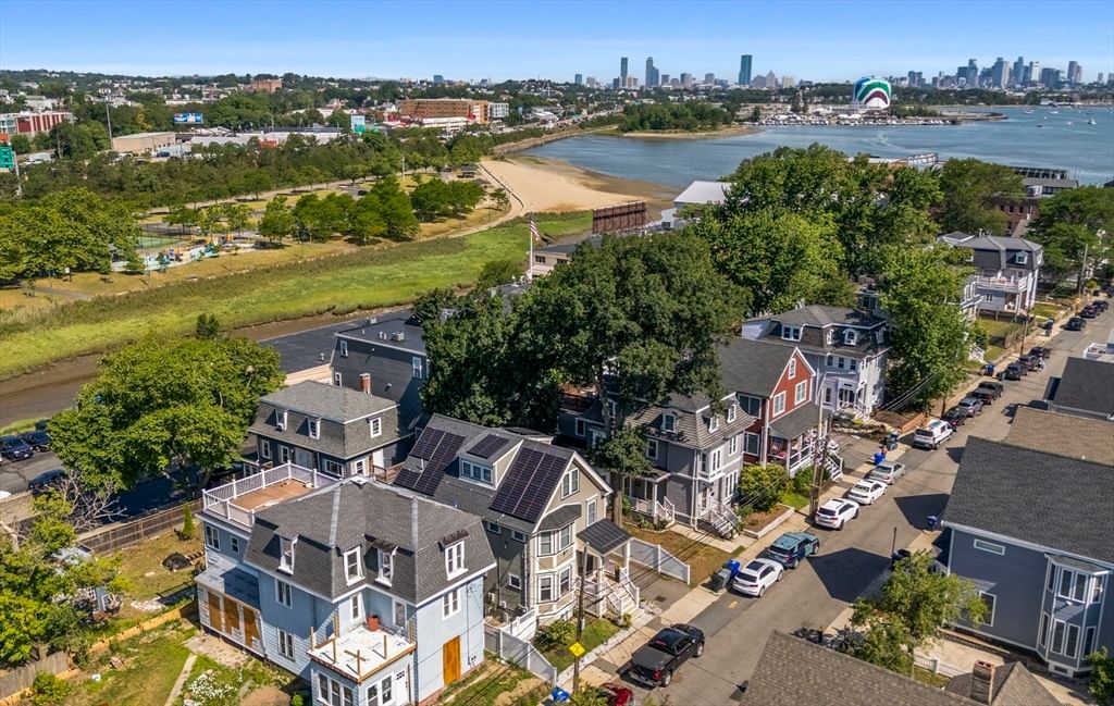 30 Port Norfolk St Boston — Photo 37 of 38