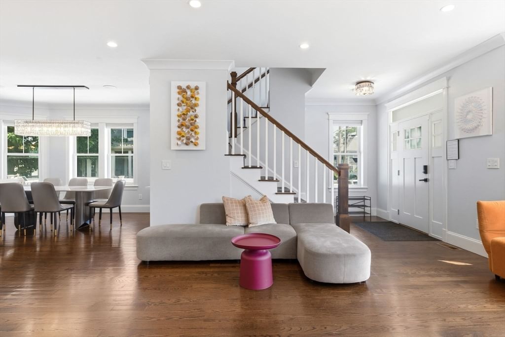 30 Port Norfolk St Boston — Photo 7 of 38