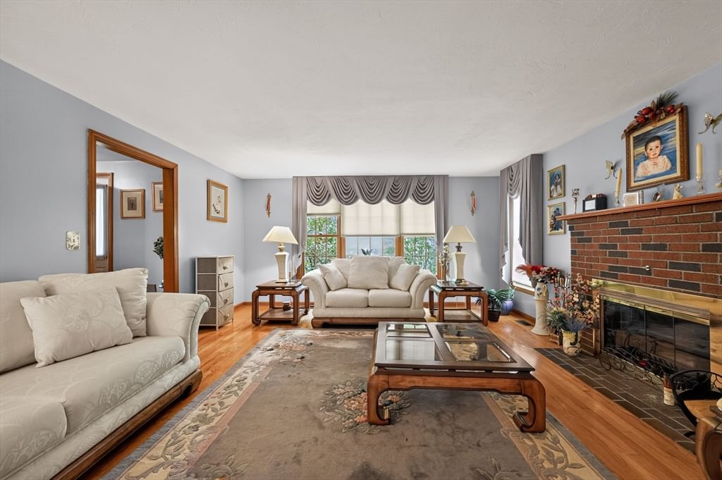 16 Hill St Shrewsbury — Photo 14 of 42