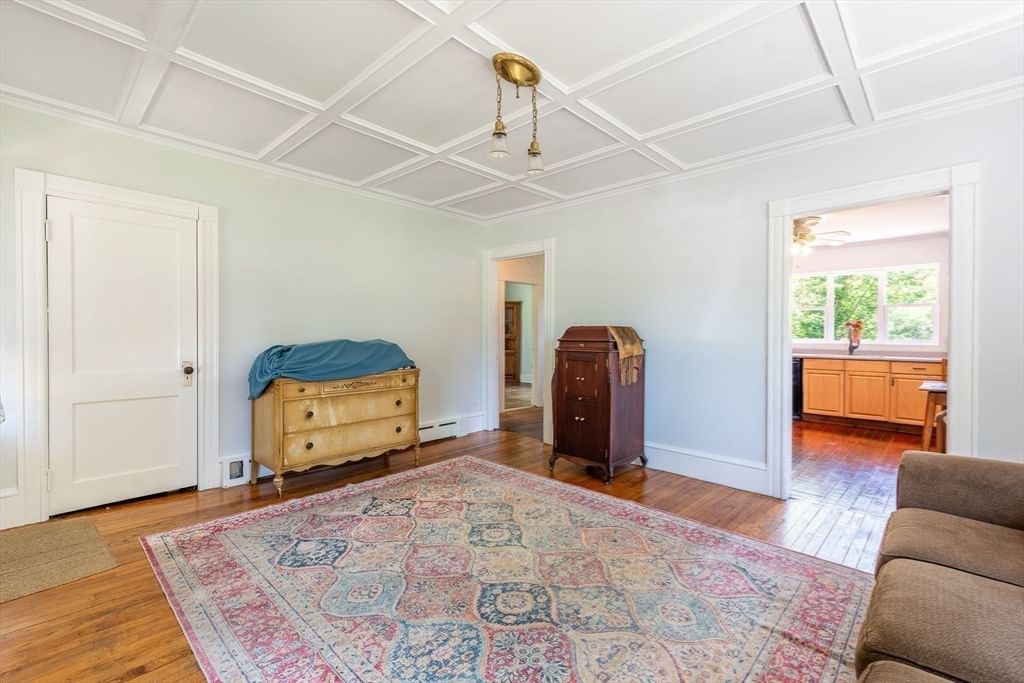 136 N Main St, Deerfield, MA 01373 photo 3