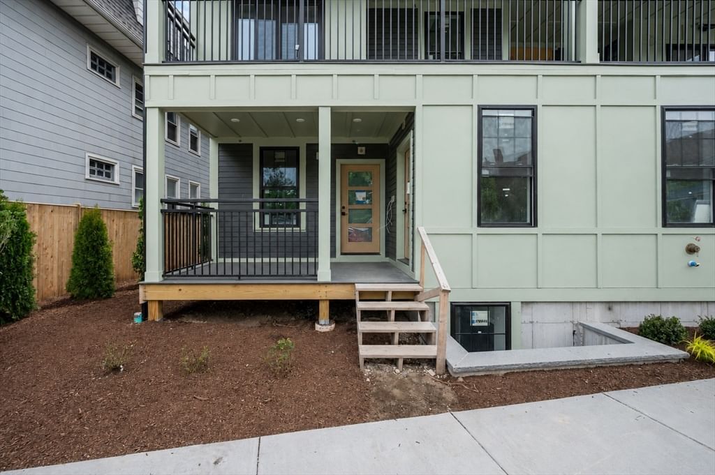 1004-C Broadway #C Somerville — Photo 7 of 10