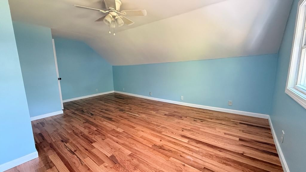 36 Spruce St Middleboro — Photo 14 of 19