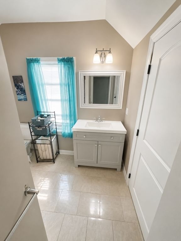 177 Anthony St Fall River — Photo 12 of 20