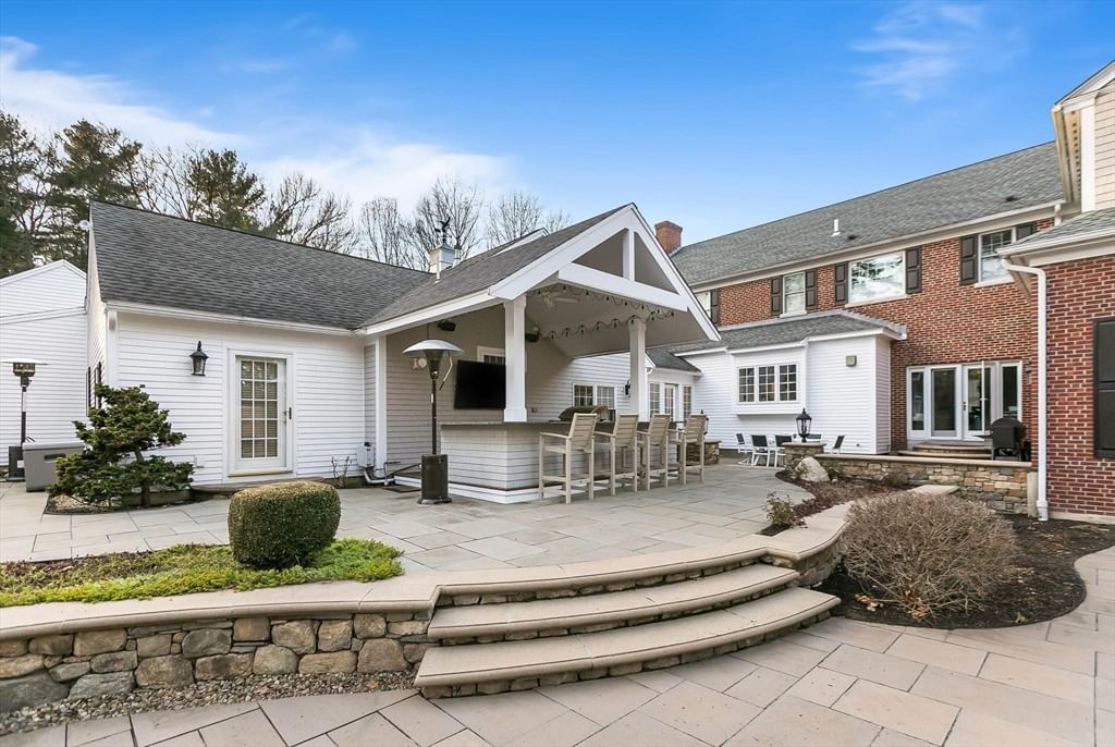 40 Grandview Rd, Chelmsford, MA, 40 Grandview Rd, Chelmsford, MA Photo #4