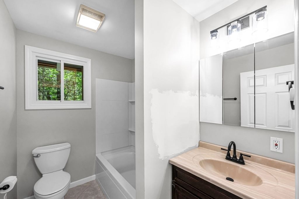 17 Hemlock Ln, Hinsdale, MA 01235 photo 5