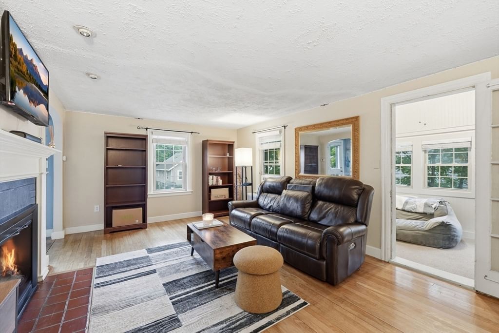 154 Barnard Rd Worcester — Photo 11 of 37