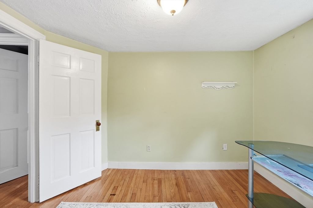 154 Barnard Rd Worcester — Photo 26 of 37