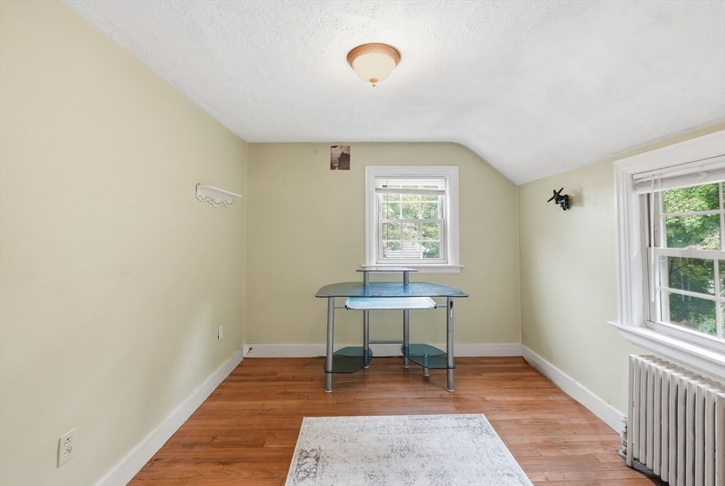 154 Barnard Rd Worcester — Photo 27 of 37