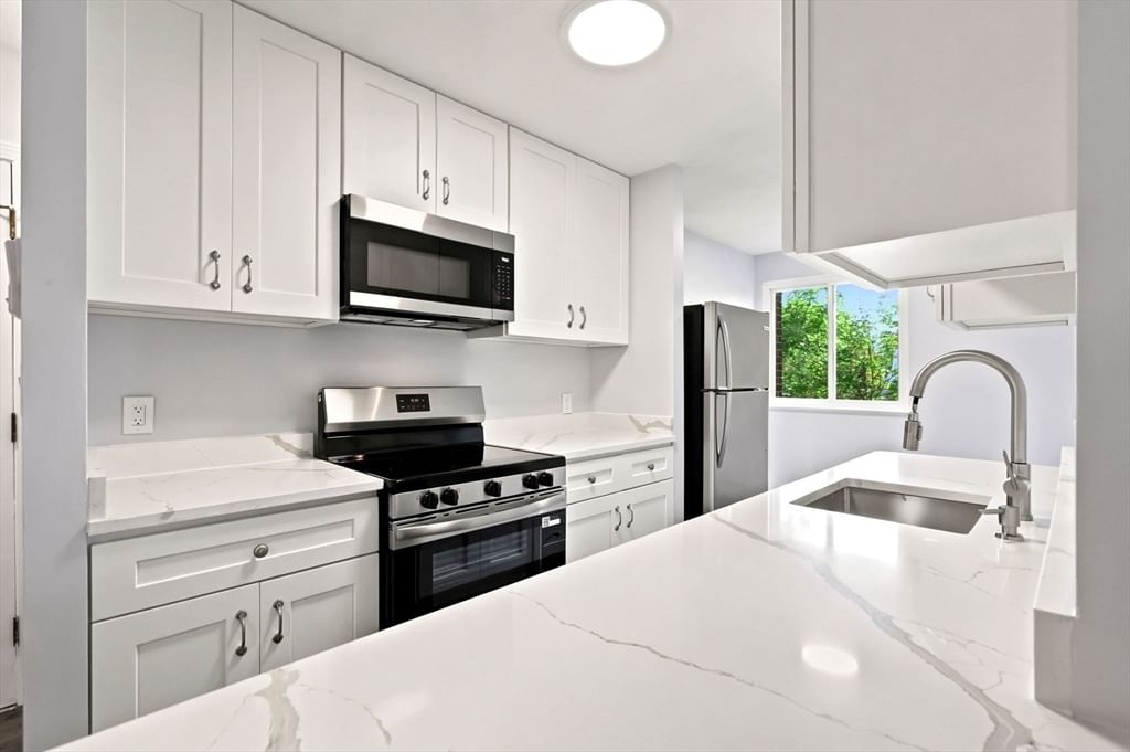 101 Waitest #C5 Malden — Photo 10 of 28