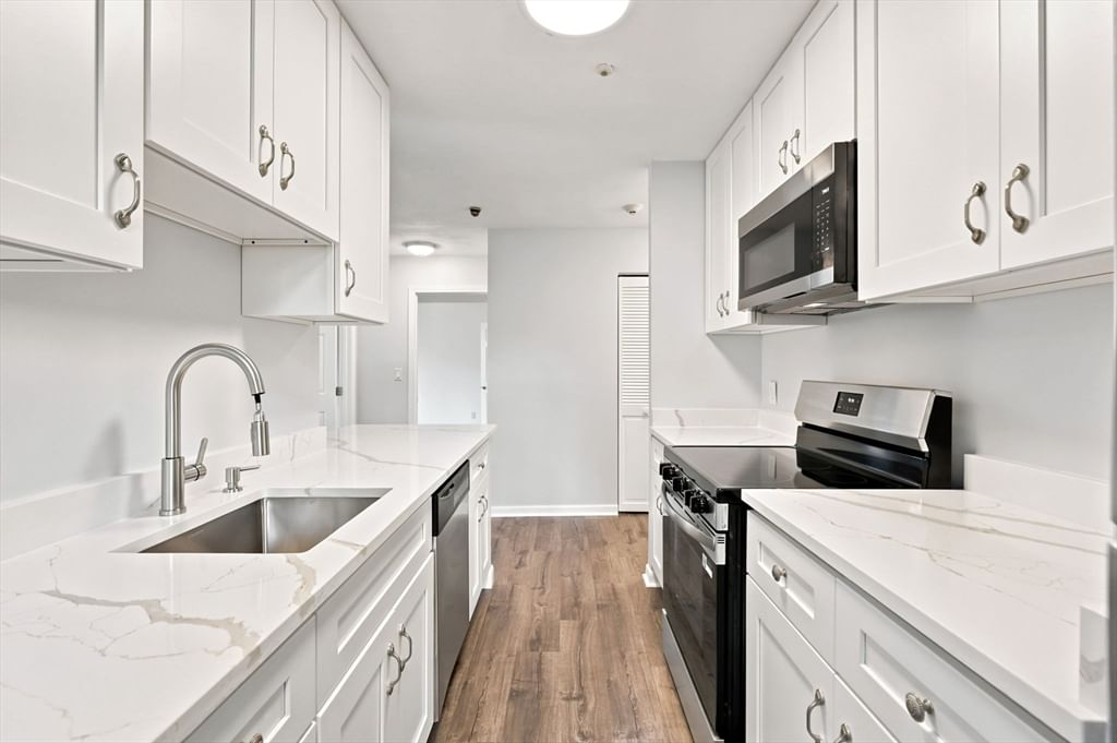 101 Waitest #C5 Malden — Photo 9 of 28