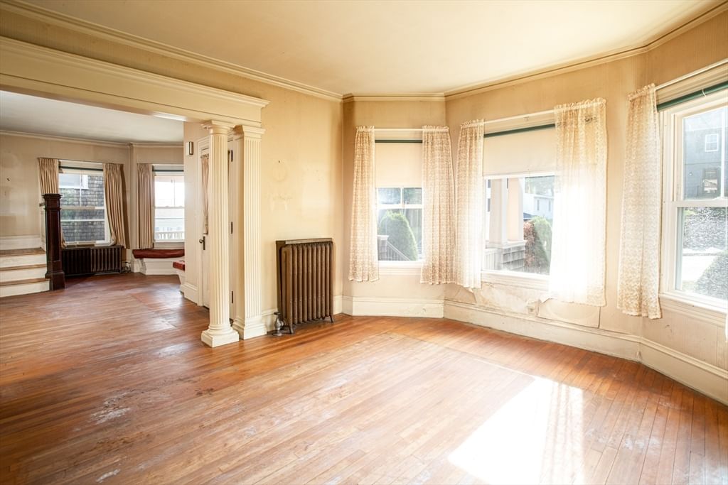 888 Rock St Fall River — Photo 11 of 37