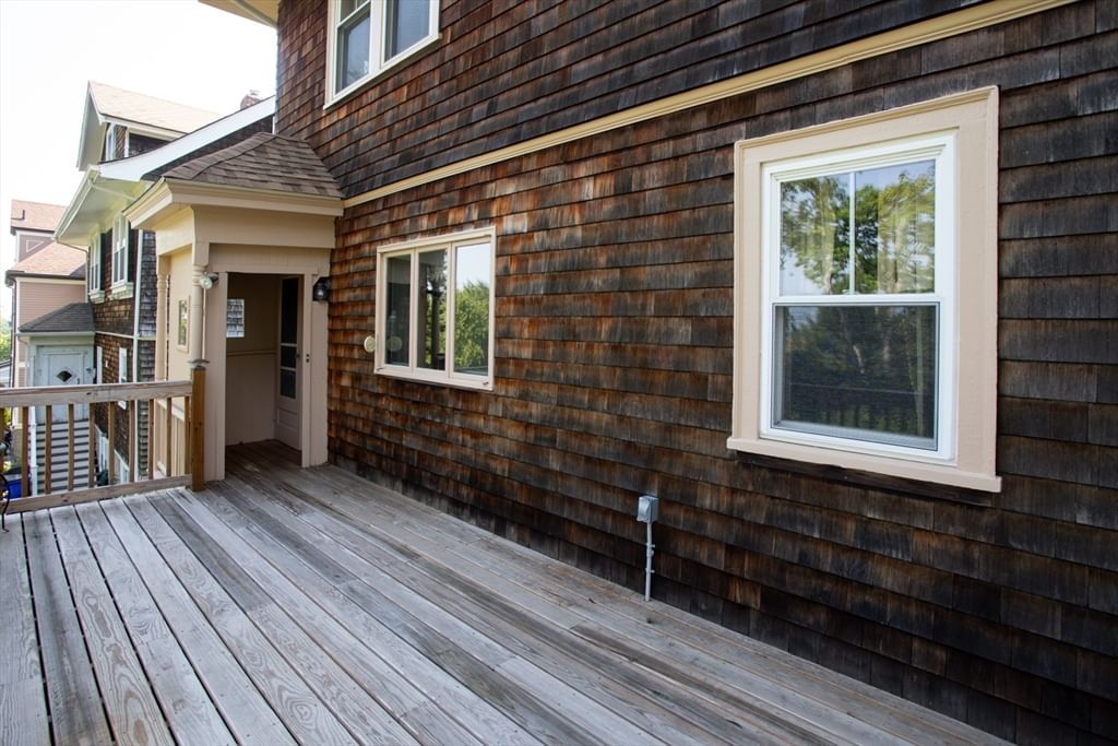 888 Rock St Fall River — Photo 36 of 37