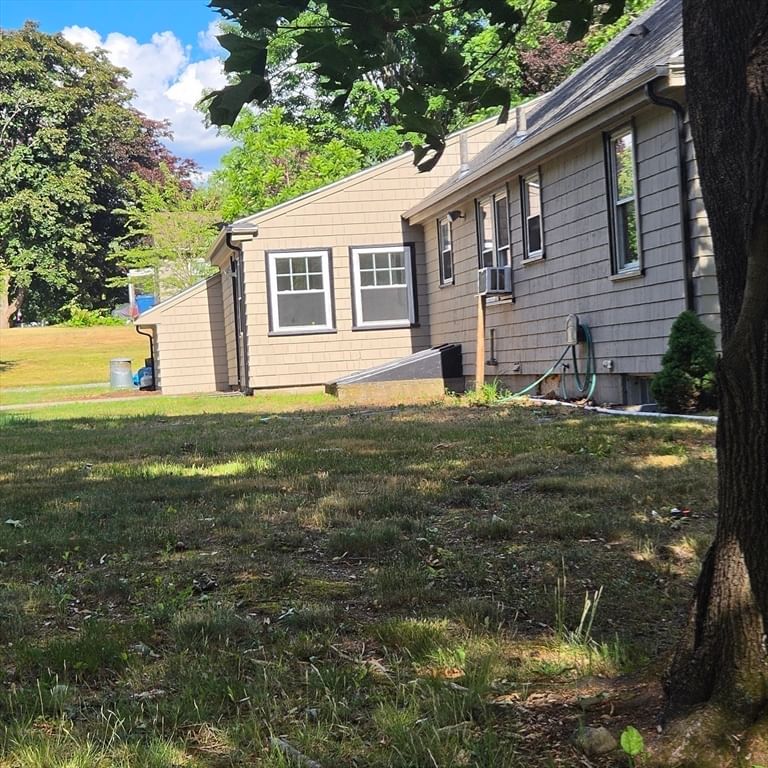 22 May Street North Attleboro — Photo 22 of 33