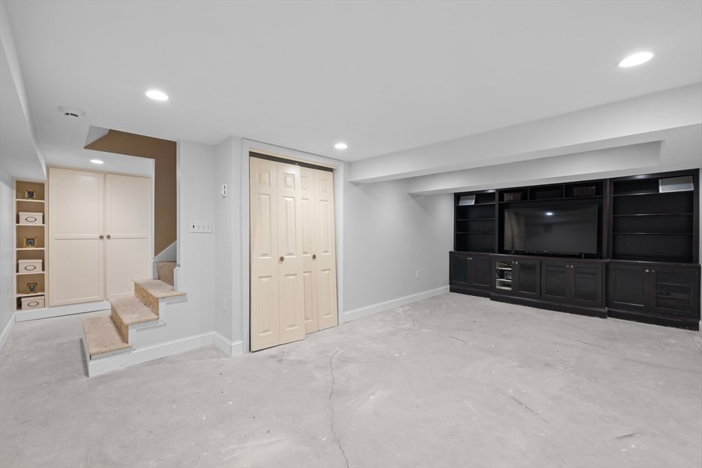 241 Ridge St, Winchester, MA, 241 Ridge St, Winchester, MA Photo #23