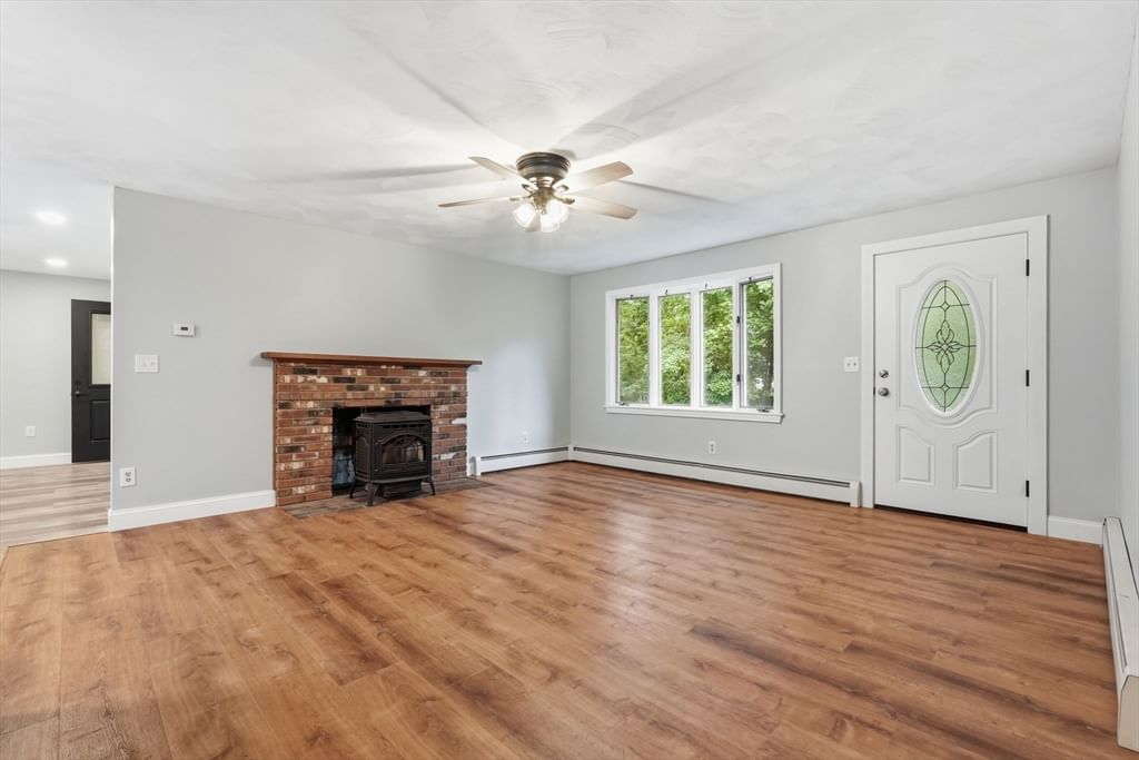 226 Plumtree Rd, Sunderland, MA 01375 photo 3