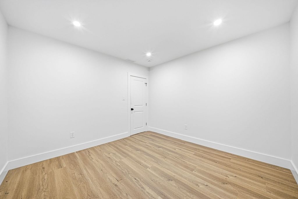 52 Rangeley Rd #52 Newton — Photo 28 of 41