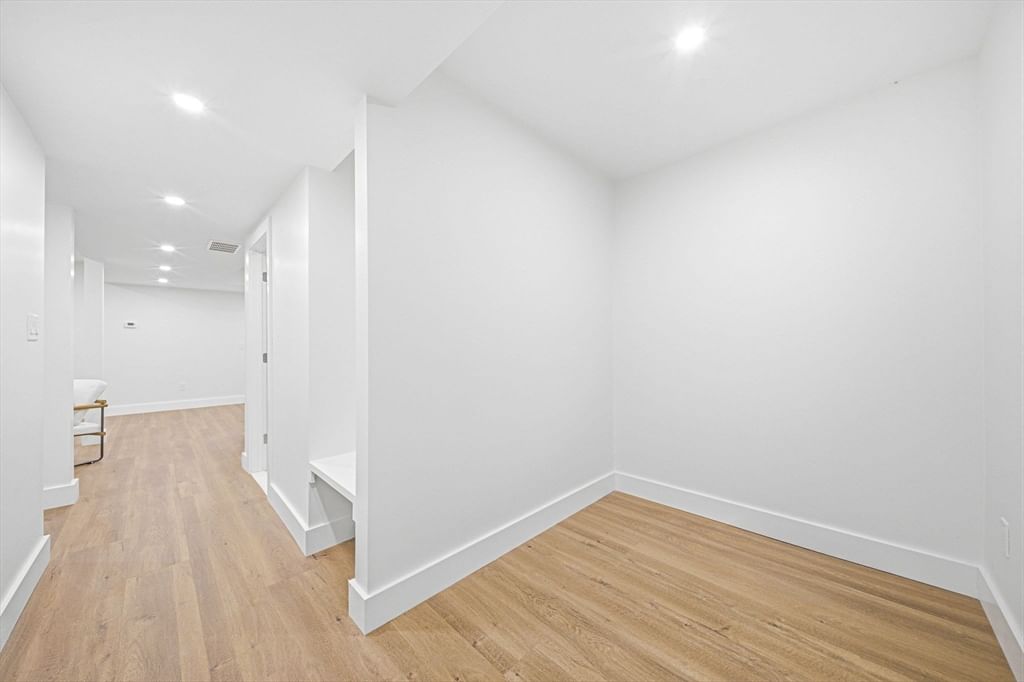 52 Rangeley Rd #52 Newton — Photo 33 of 41