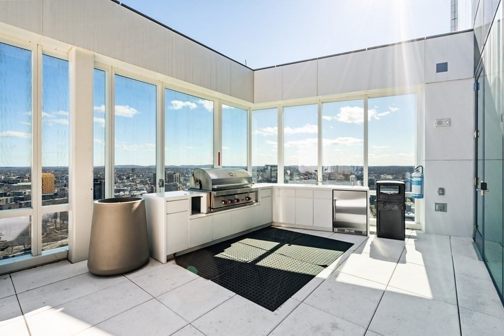 188 Brookline Ave #20E, Boston, MA Photo #22