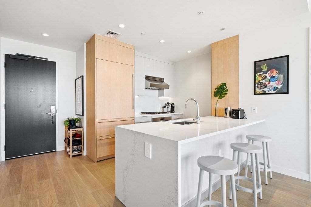 188 Brookline Ave #20E, Boston, MA Photo #6