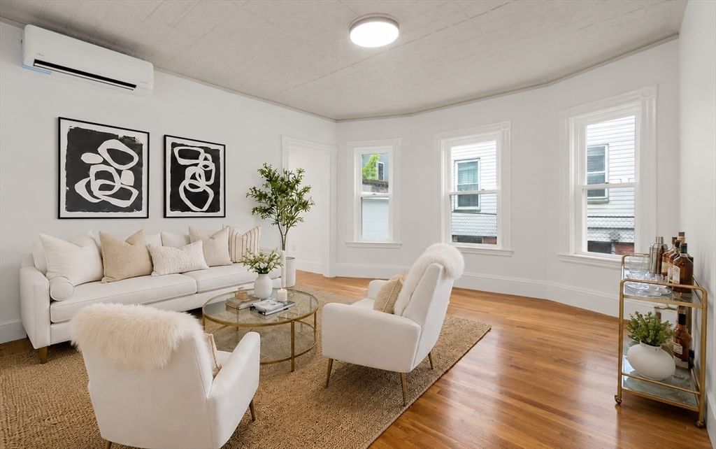 22 Charnwood Rd #1 Somerville — Photo 1 of 9