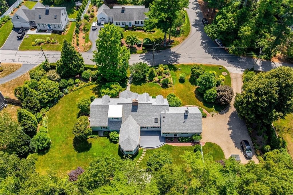 175 Hickory Hill Circle Barnstable — Photo 36 of 41