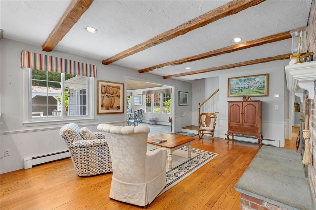 175 Hickory Hill Circle Barnstable — Photo 8 of 41
