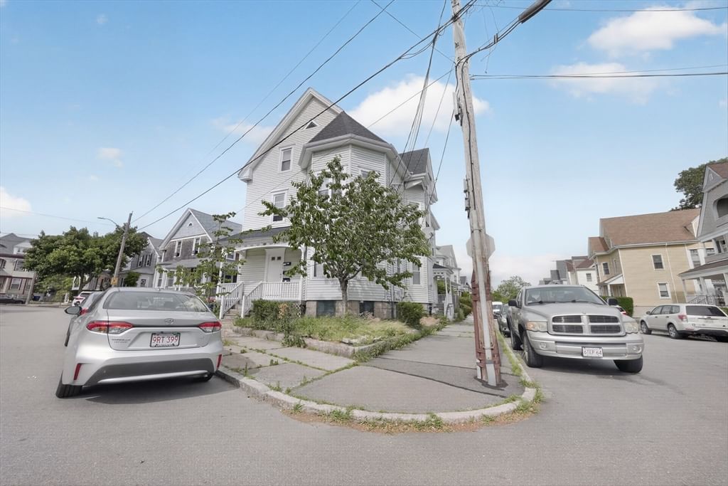 304 Summer St, New Bedford, MA, 304 Summer St, New Bedford, MA Photo #3