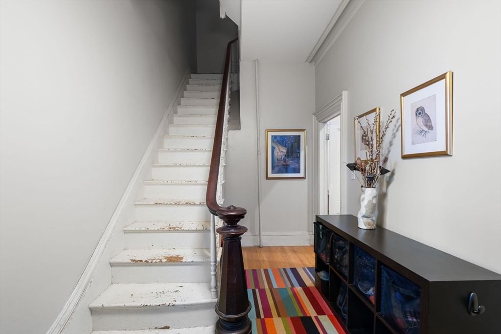 212 Chestnut Ave Boston — Photo 10 of 38