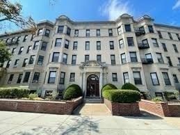 69 Park Drive #10 Boston — Photo 13 of 16