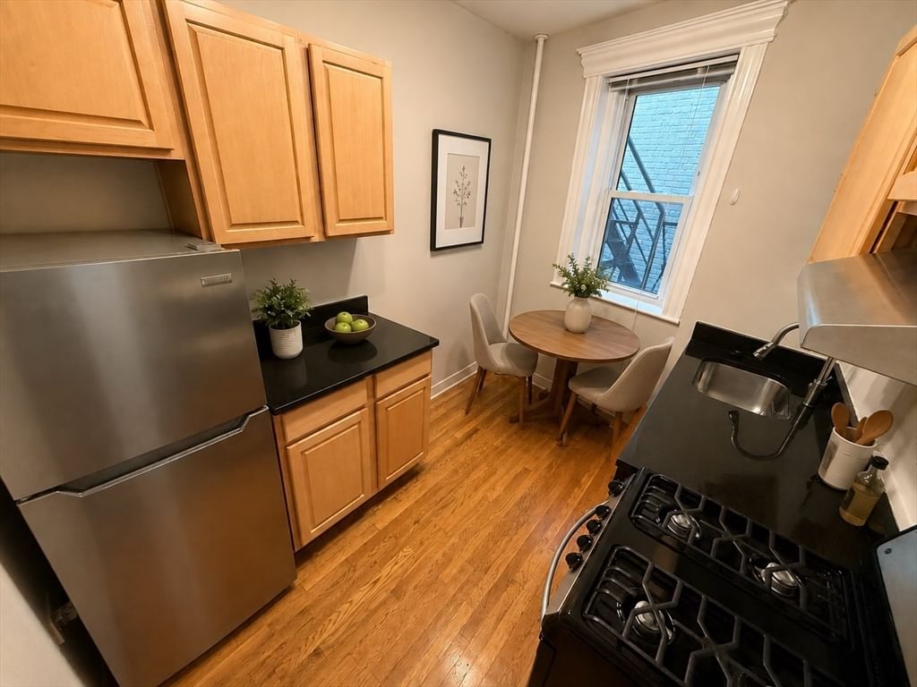 69 Park Drive #10 Boston — Photo 5 of 16