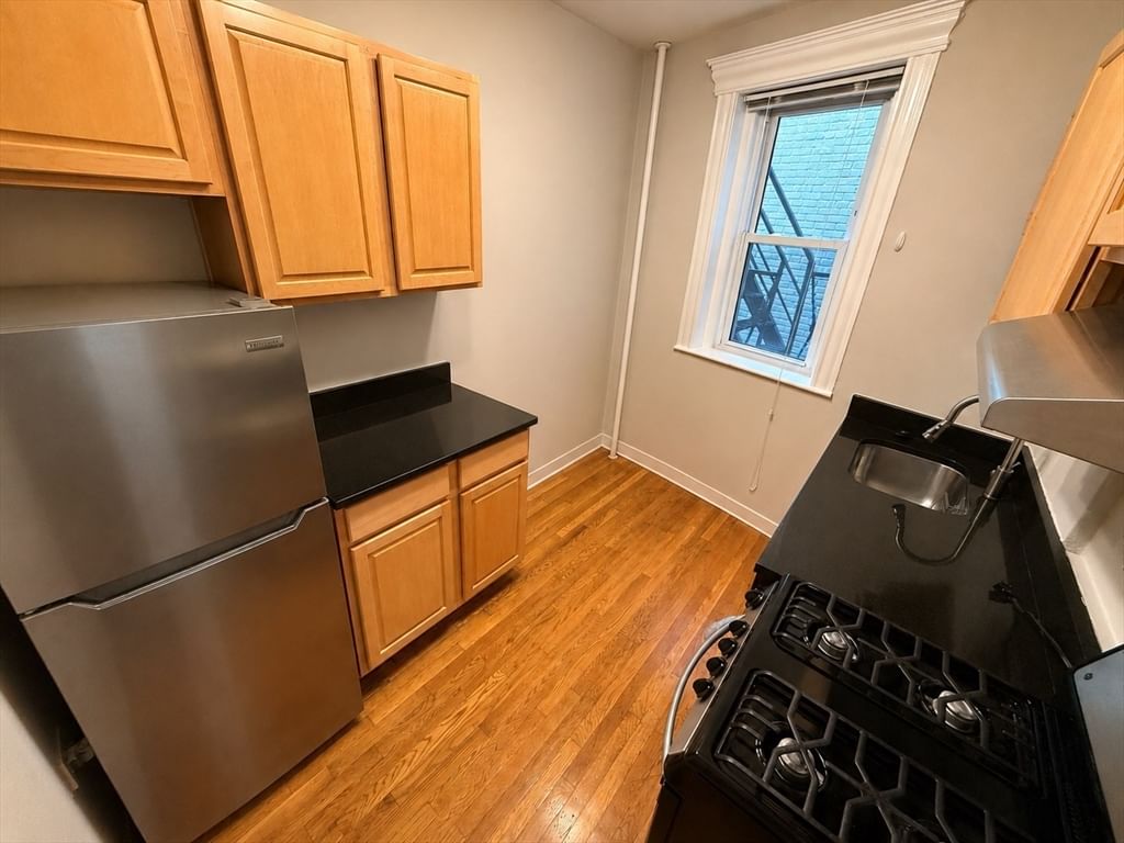 69 Park Drive #10 Boston — Photo 6 of 16
