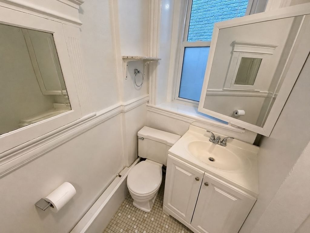 69 Park Drive #10 Boston — Photo 9 of 16