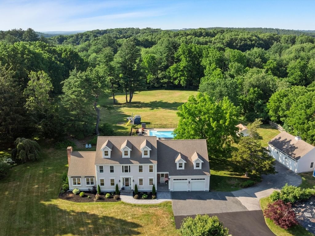 6 Warburton Lane, Westborough, MA Photo #2