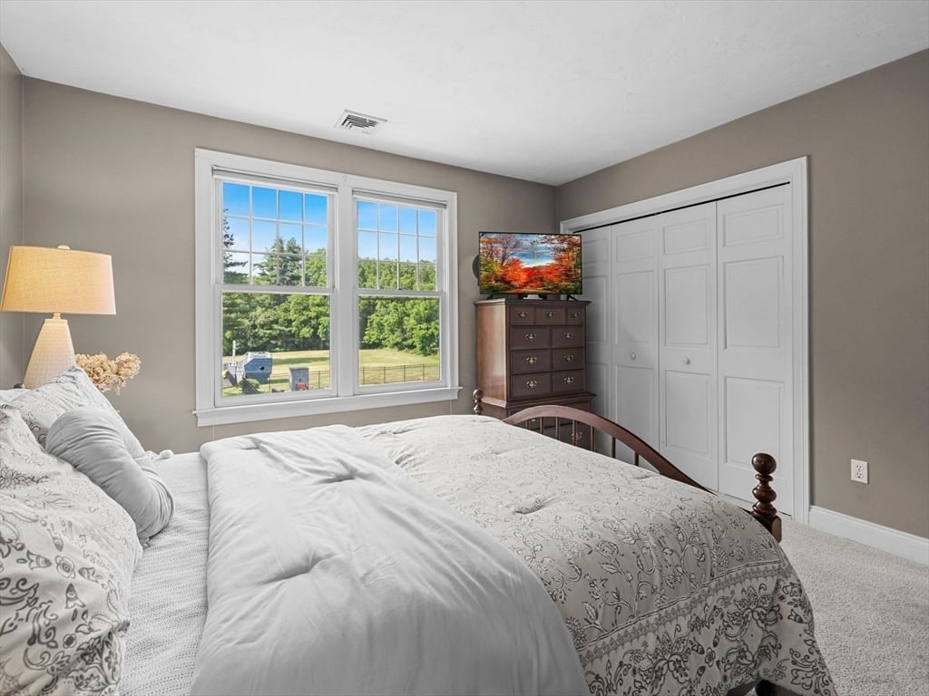6 Warburton Lane, Westborough, MA Photo #25