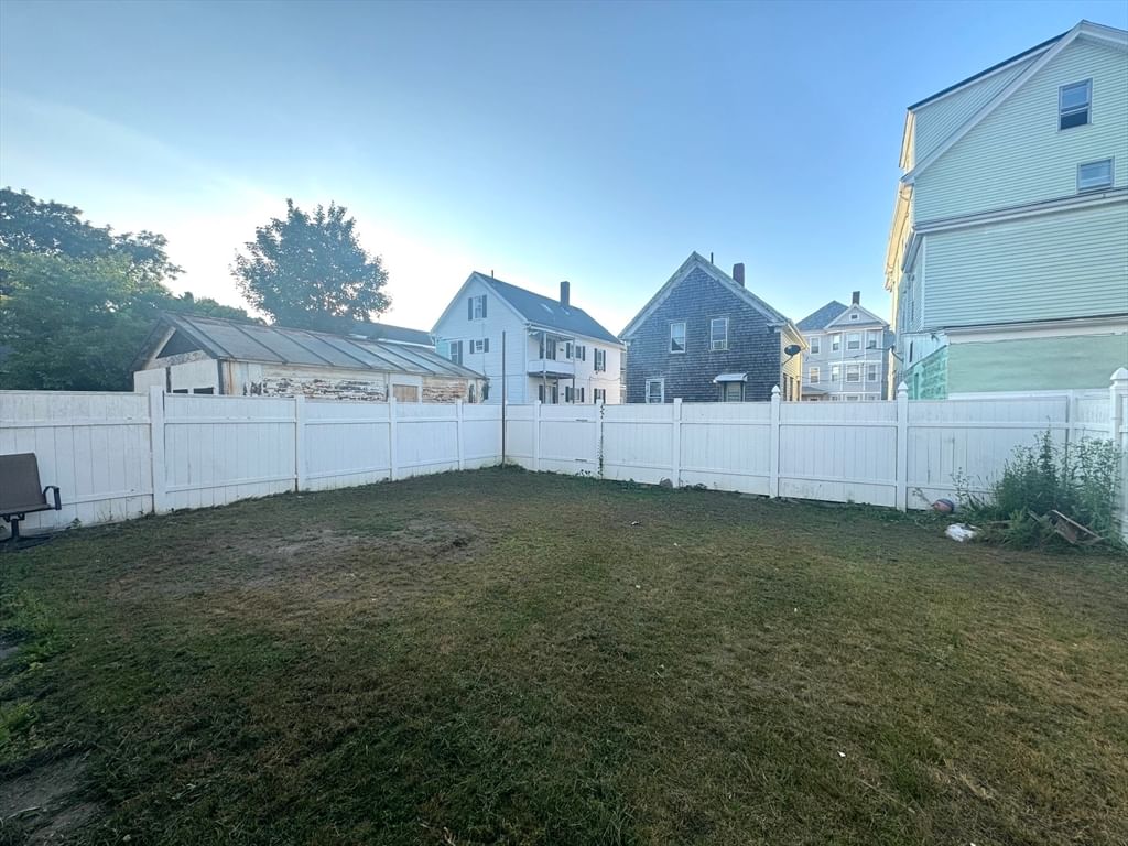 17 Social St New Bedford — Photo 12 of 12