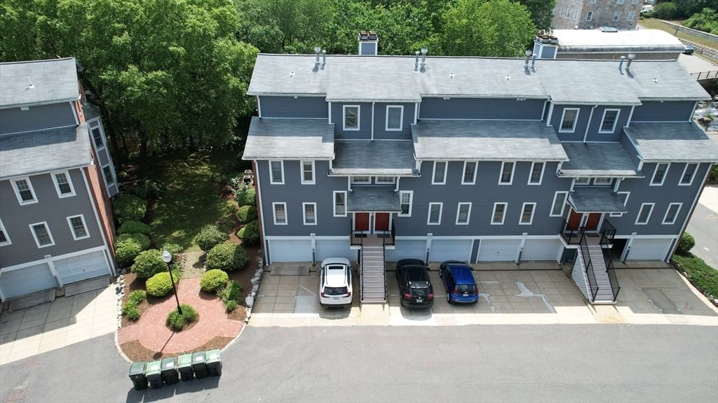 24 N Stone Mill Dr #1112 Dedham — Photo 2 of 31
